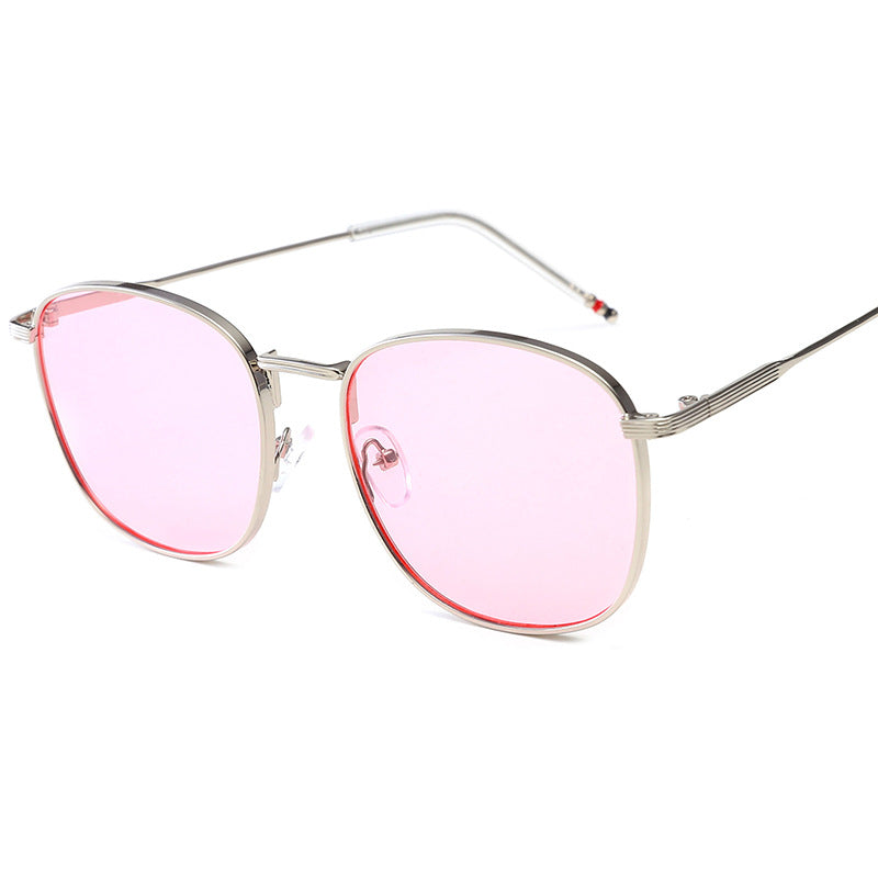 Damen stilvolle oversized Sonnenbrille mit glamourösem Metallrahmen Karnz