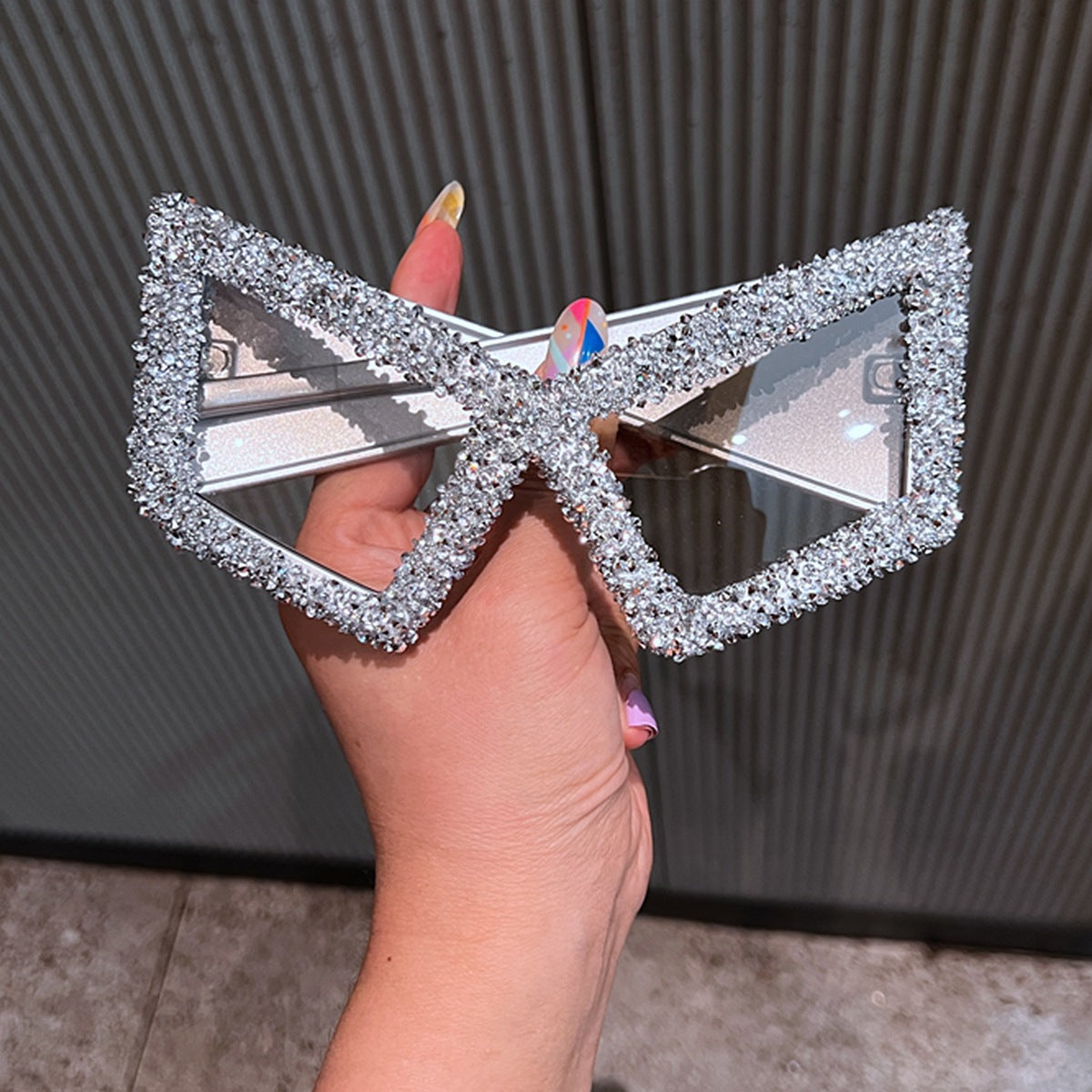 Damen Sonnenbrille mit funkelndem Kristallschmuck Karnz