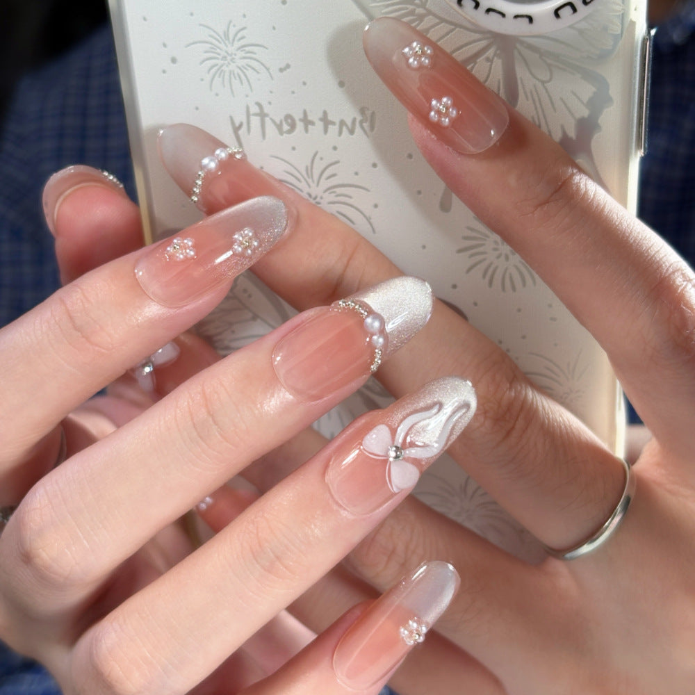 Künstlerische Blumen- und minimalistische Fingernägel zum Aufkleben Karnz