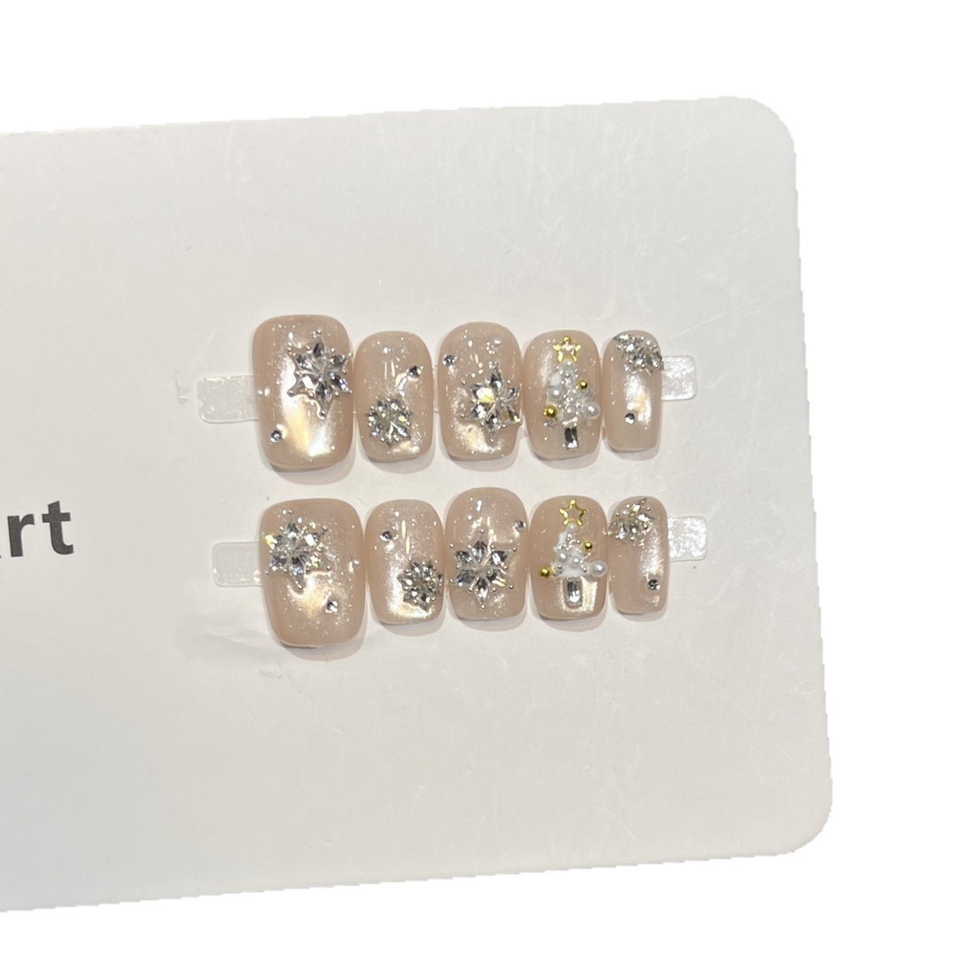 Elegantes Press-On-Nagelkunst-Set mit funkelnden Akzenten Karnz