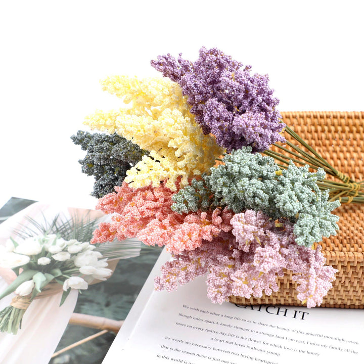 Dekorative Kunstblumen Bouquets Karnz