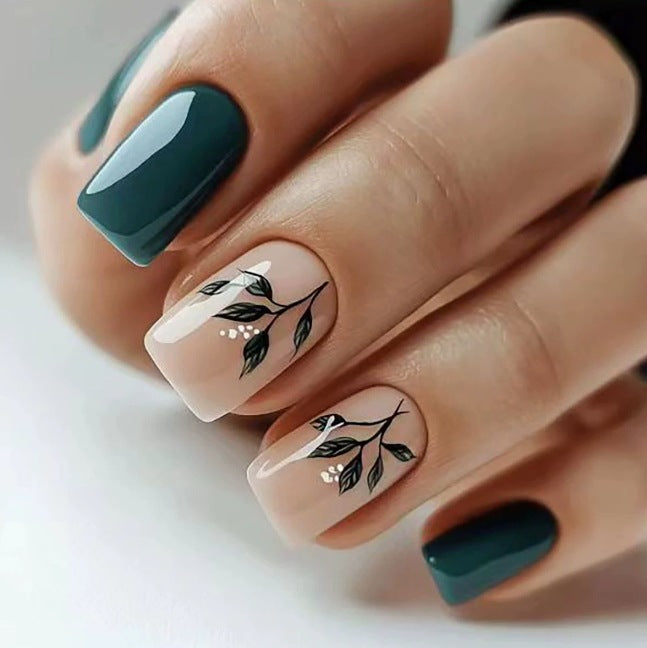 Künstlerische Botanische Nagelkunst Karnz