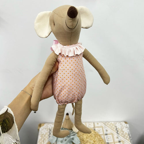 Handgemachte Leinen-Elefant-Plüschpuppe mit langen Gliedern und Rüschekragen