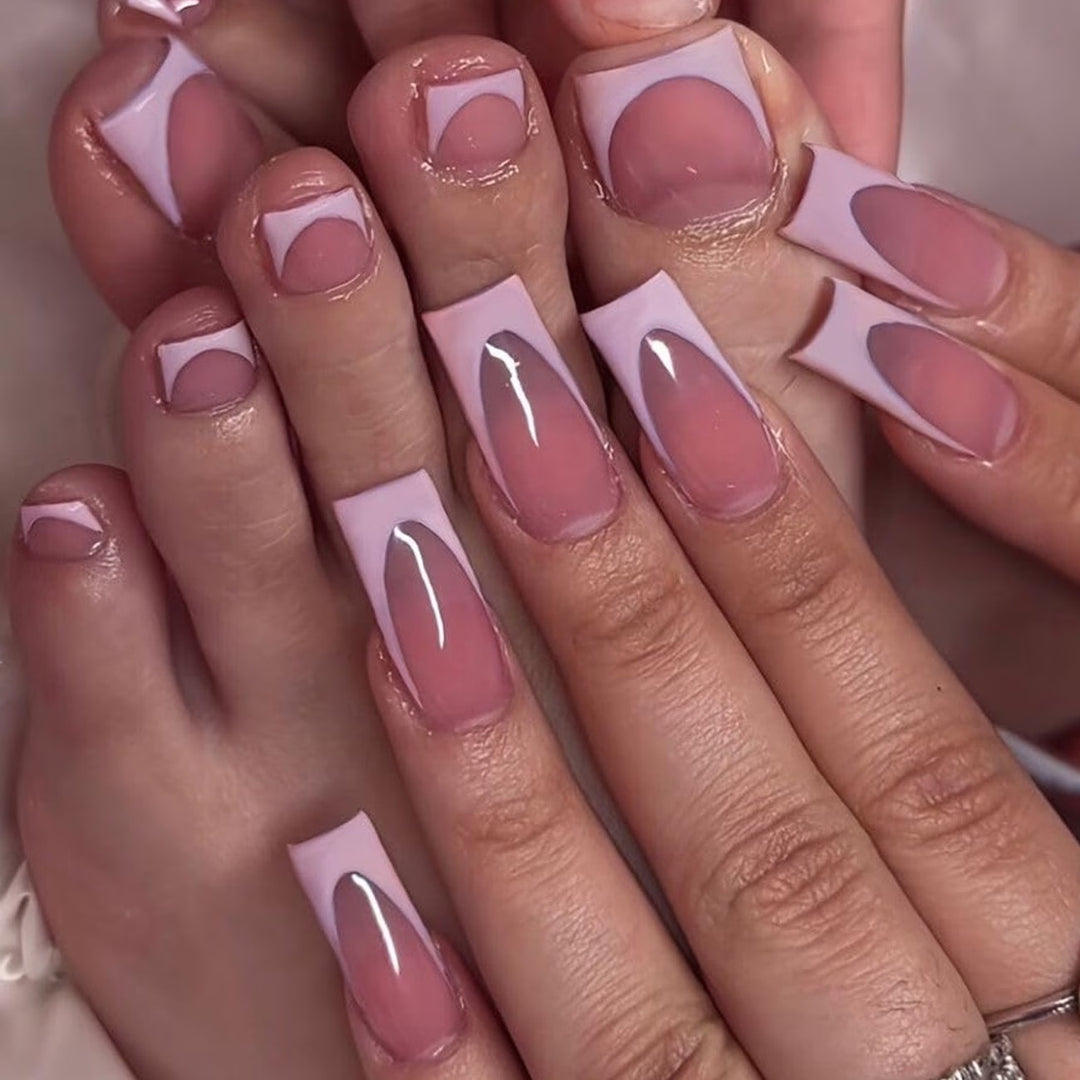 Stylisches Press-On Nagelkunst Set Karnz