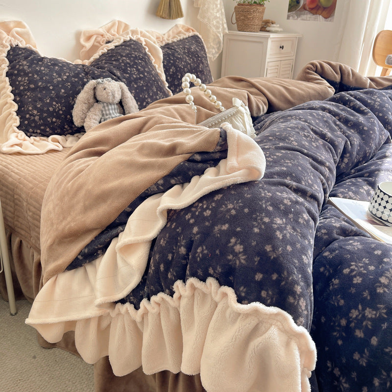 Rüsch-Plüsch Wendbare Bettwäsche Set mit Cartoon-Hase Druck und Flanell Kissenbezügen