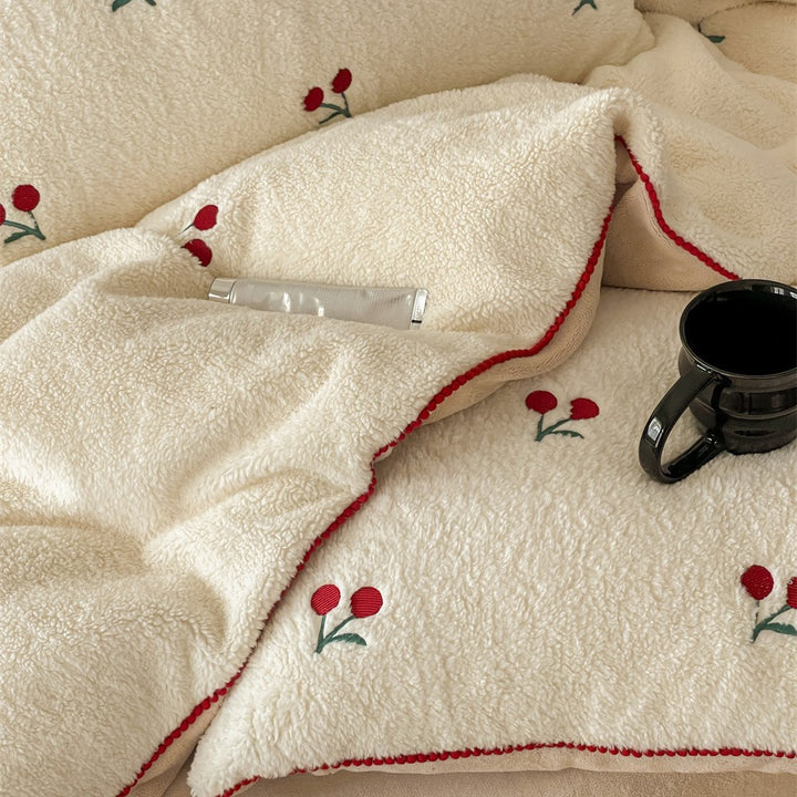 Kuscheliges Flanell-Bettwäscheset mit gestickten Schleifen und Wendefunktion