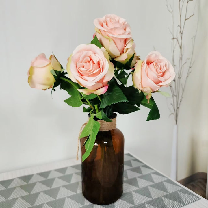 Lebensechter Seidenblumenstiel