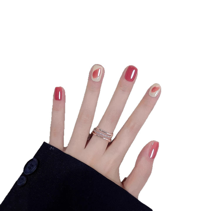 Dekorativer Press-On Nagelset mit künstlerischem Finish