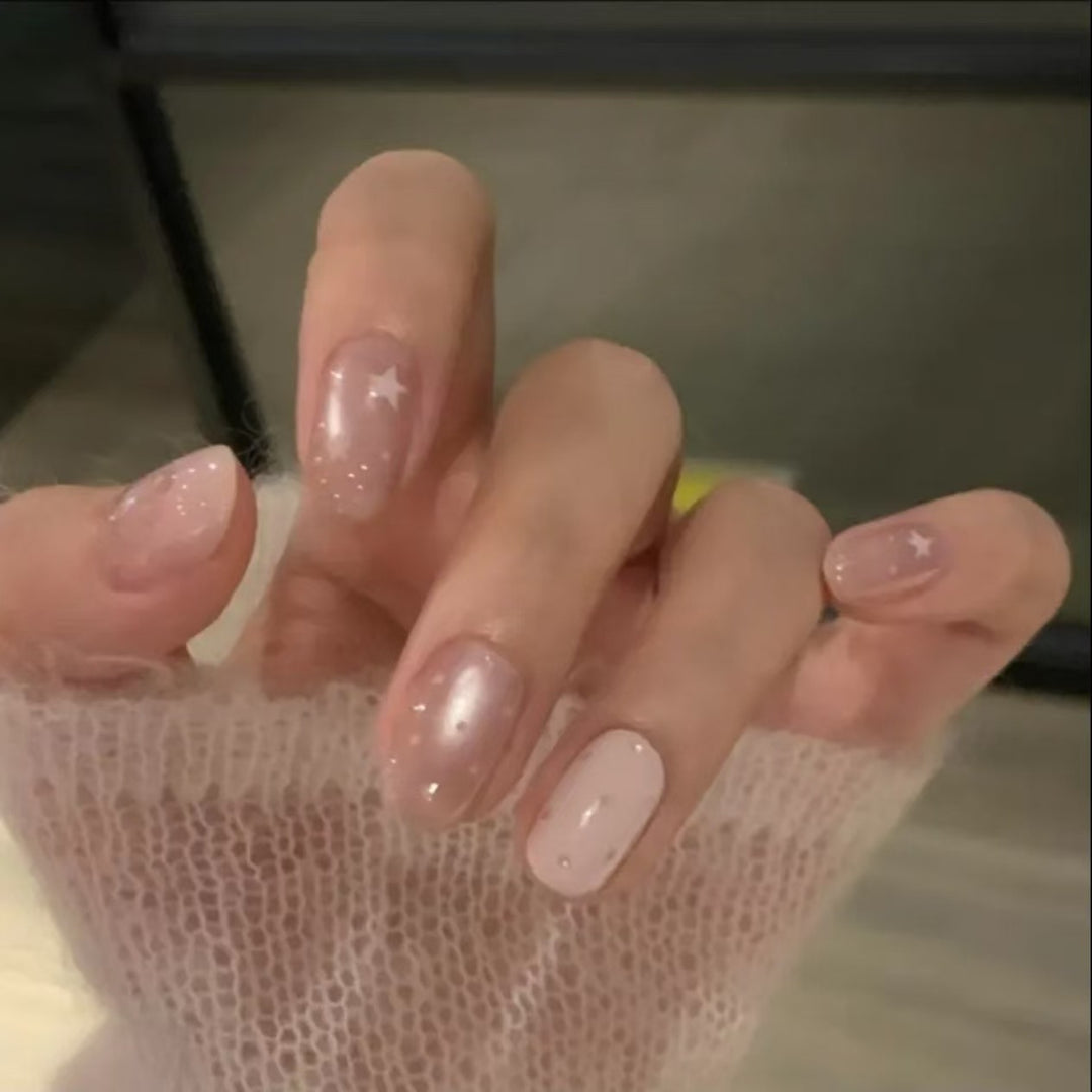 Künstlerische Sternen-Nagelkunst-Erweiterungen