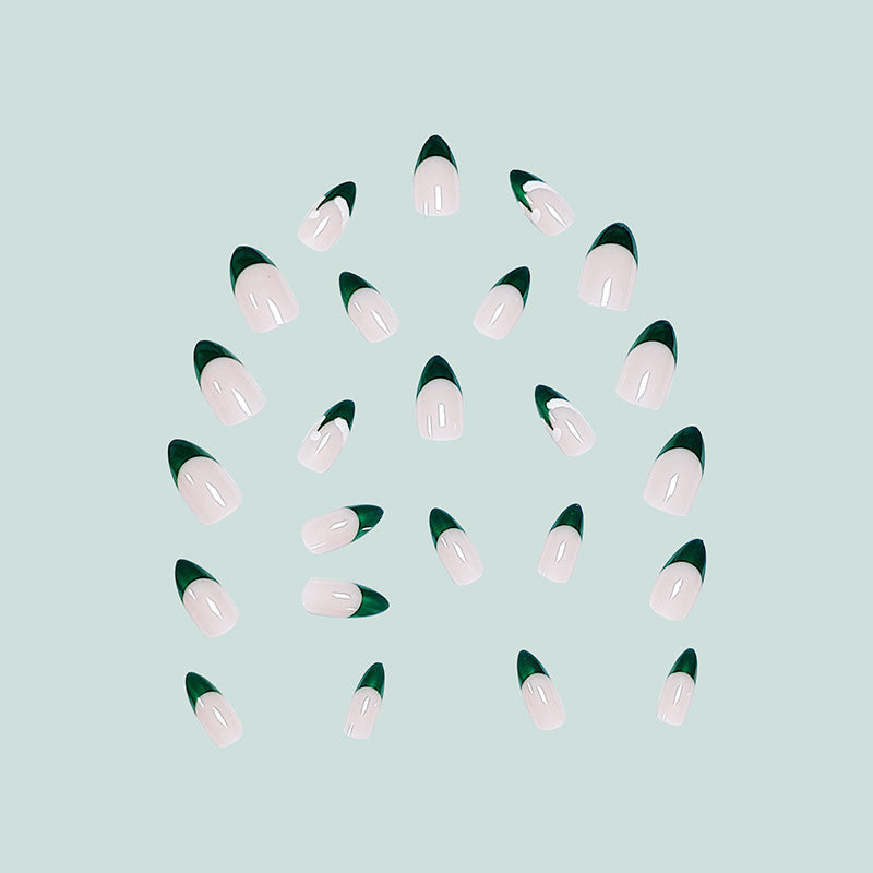 Stilvolle Nail Art Karnz