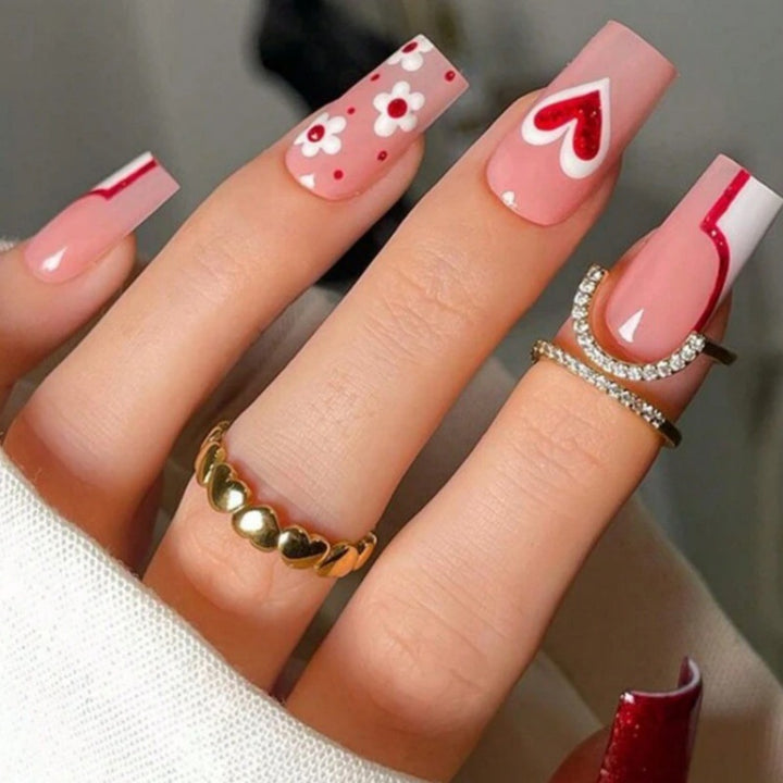 Künstlerische florale Ombre-Nagelspitzen Karnz
