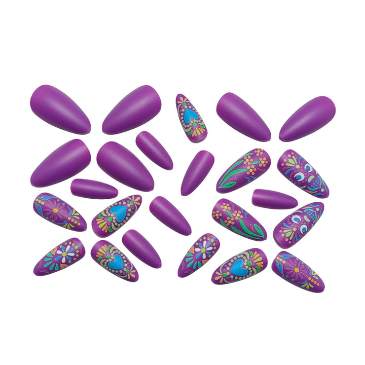 Kreative Nagelkunst Karnz