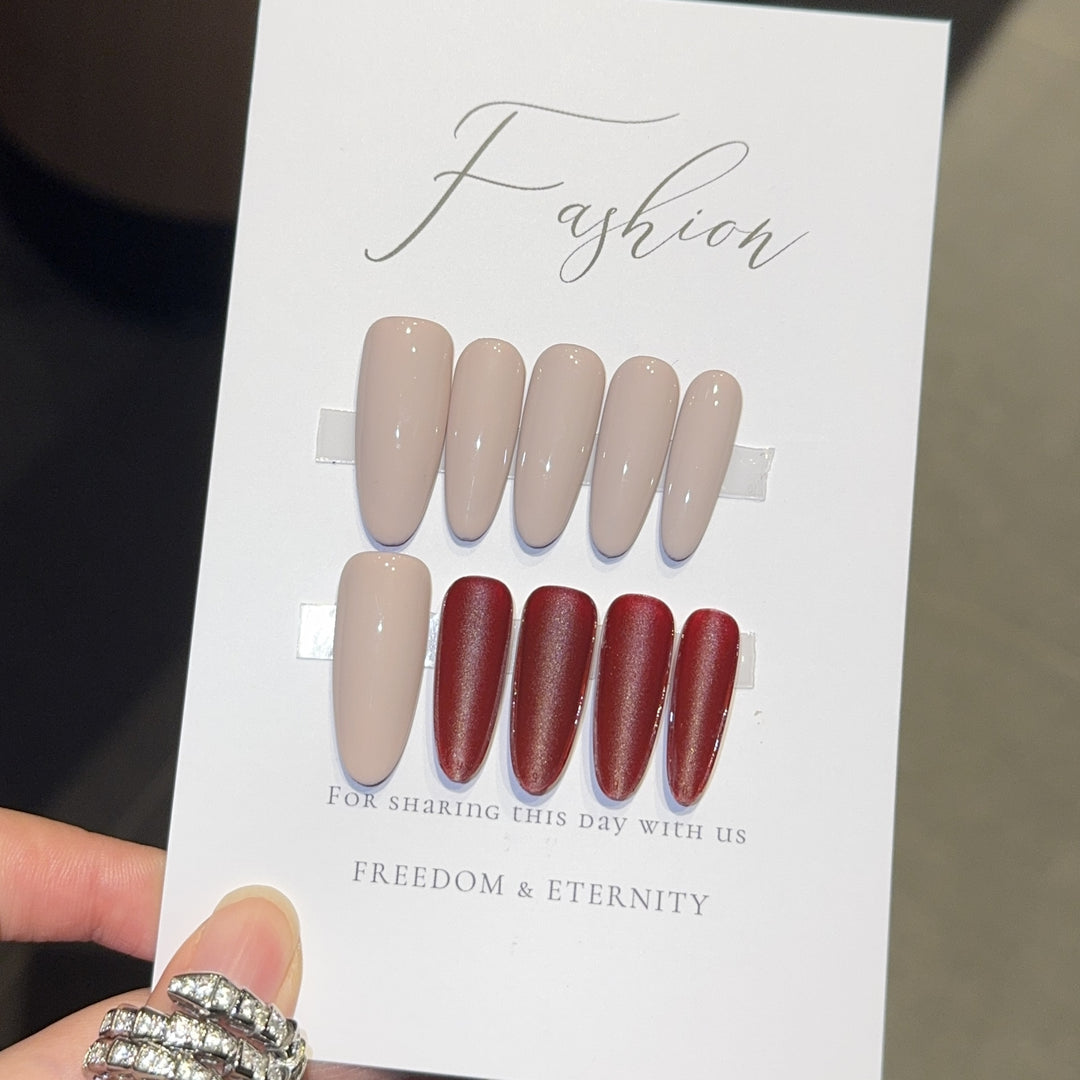 Elegante Nagelspitzen Karnz