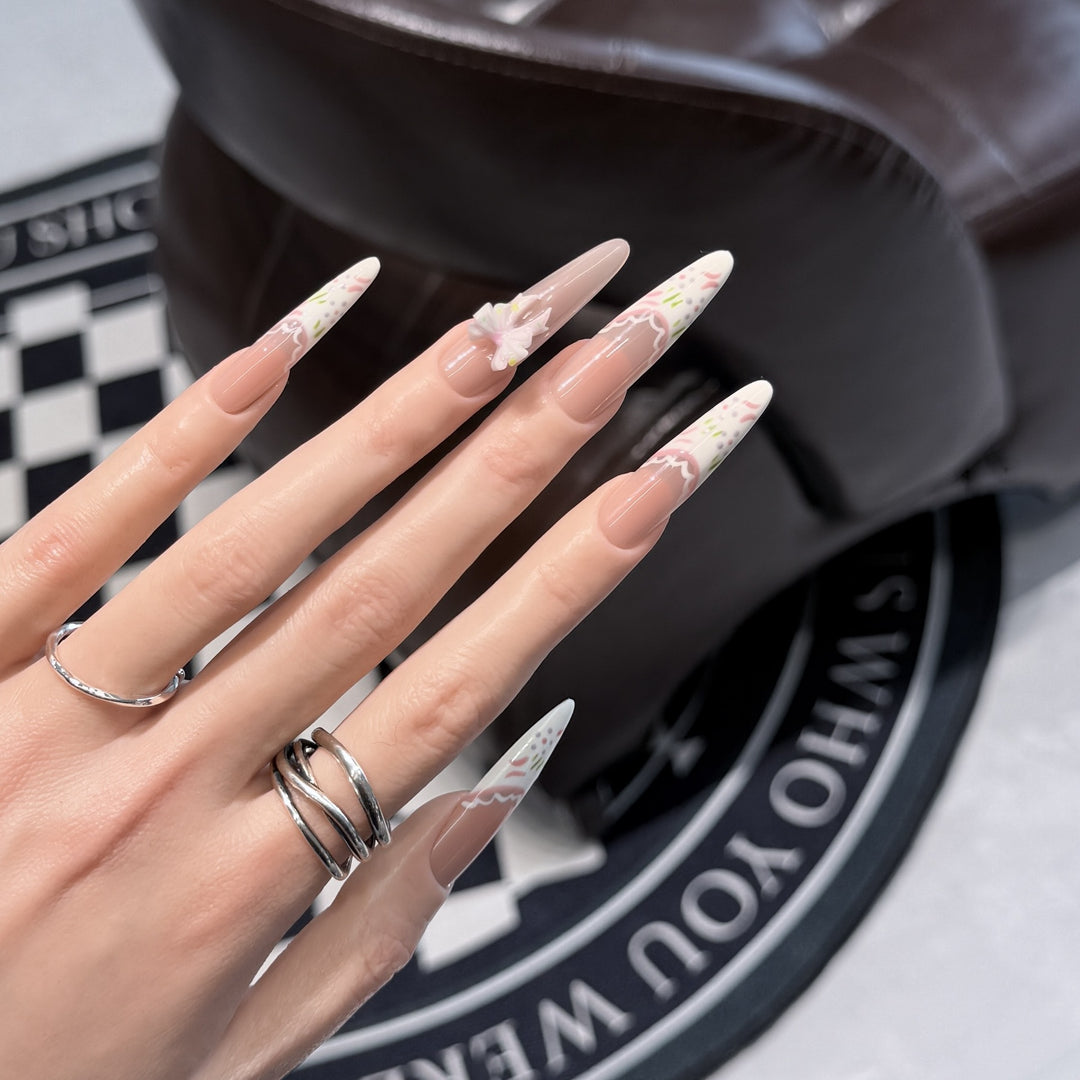 Elegantes Florales Stiletto Press-On Nail Art Set Karnz