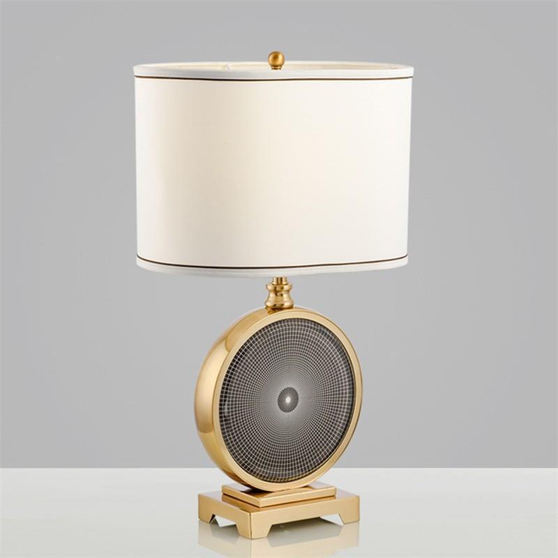 Stilvolle retro-inspirierte Tischlampe