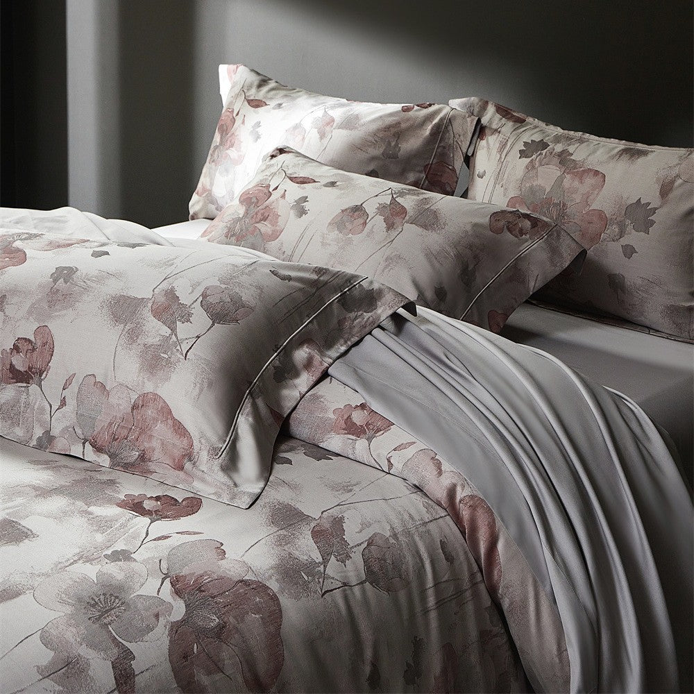 Premium Baumwollsatin-Bettwäschegarnitur mit Aquarell-Blumenprint und feiner Satinbiese