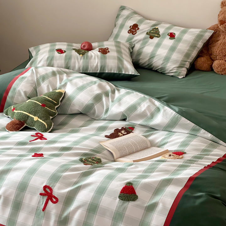 Festliches Bettwäscheset mit gestickten Weihnachtsapplikationen