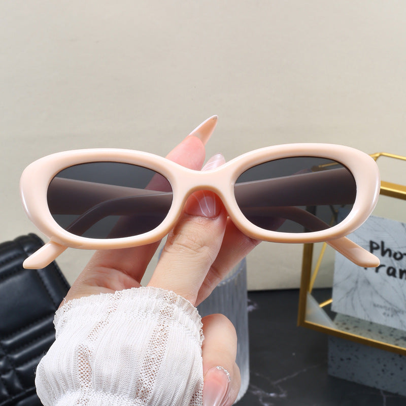 Damen modische Sonnenbrille mit ovalem Design und UV-Schutz Karnz