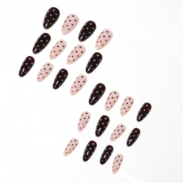 Künstlerische Polka Dot Stiletto Press-On Nägel Karnz