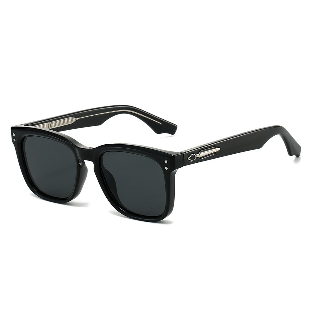Damen Sonnenbrille im eleganten Rechteckdesign von Karnz