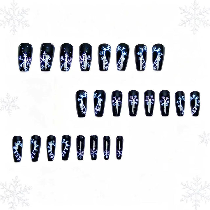 Künstlerisch Schneeflocken-Muster Nagelkunst Karnz