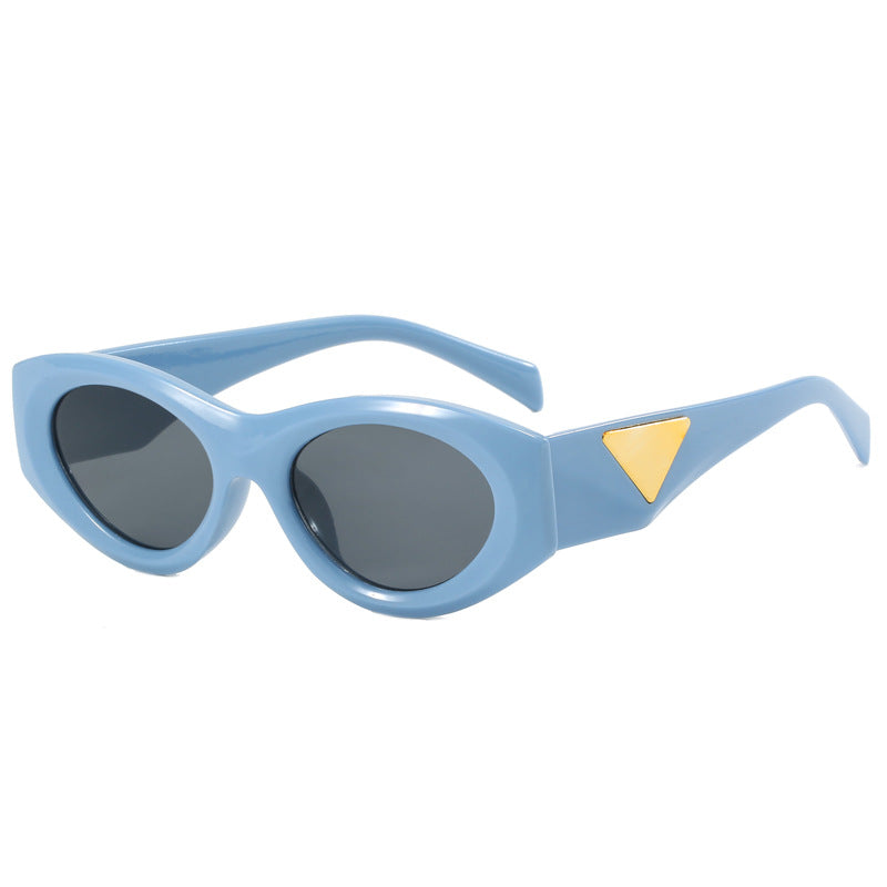 Damen Retro-inspirierte Sonnenbrille mit markanten Akzenten Karnz