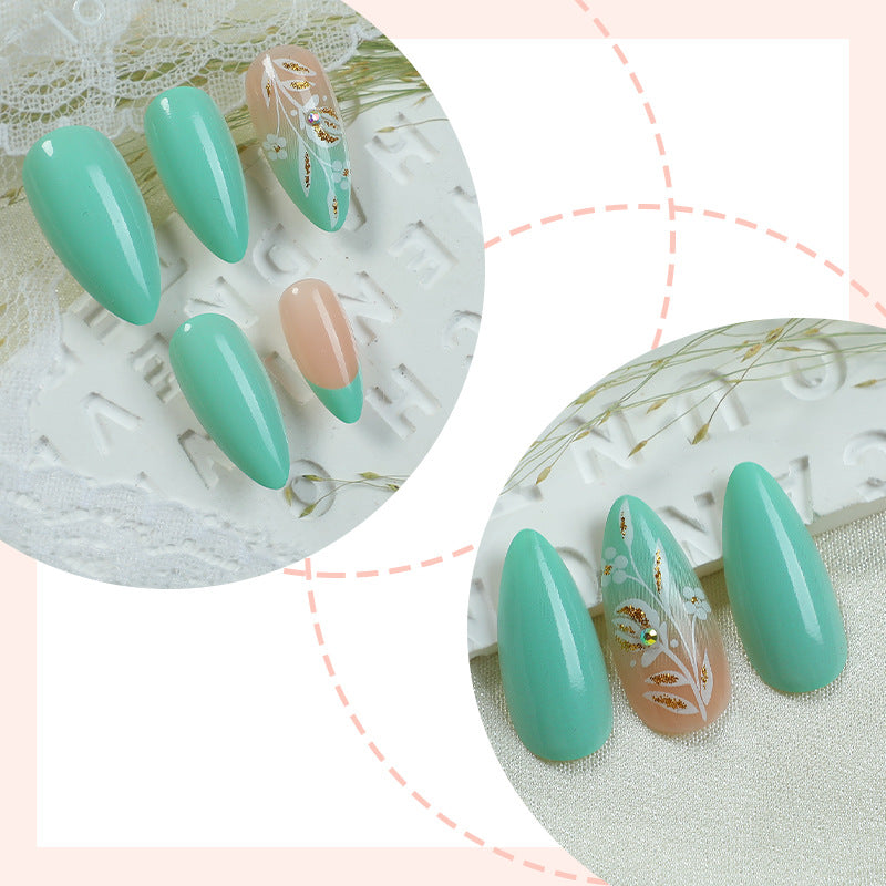 Artisan Press-On Nail Set mit eleganten Blattmustern Karnz