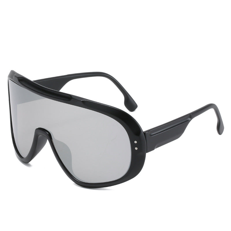 Damen modische Schutzbrille im futuristischen Design Karnz
