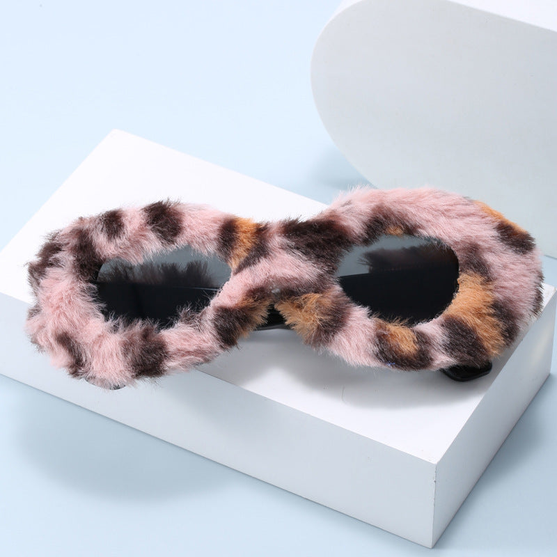 Damen modische Sonnenbrille im trendigen Fleece-Design Karnz