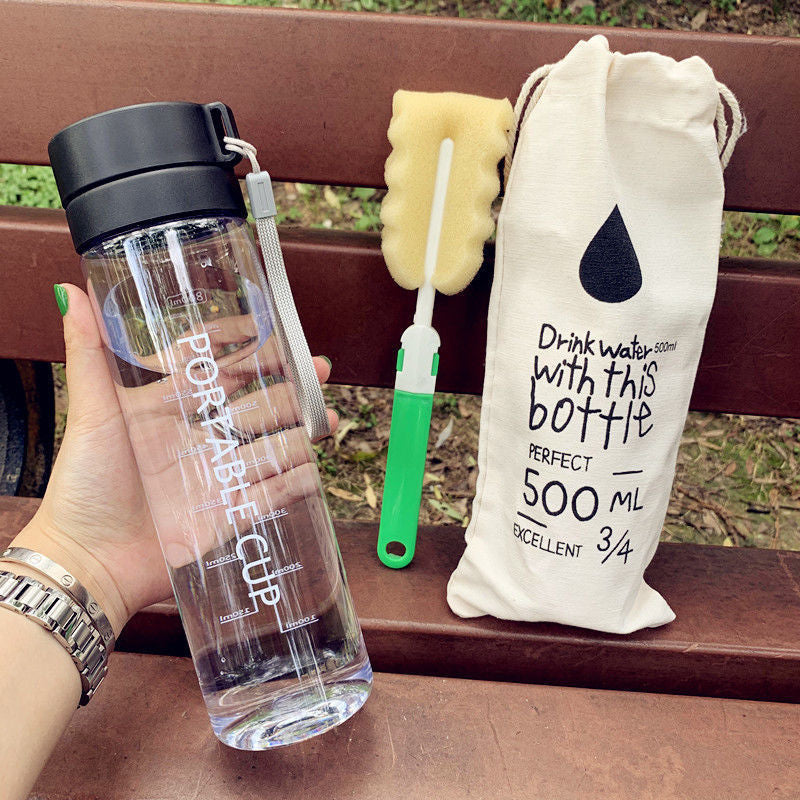 Damen tragbare Wasserflasche mit praktischem Reinigungssystem Karnz
