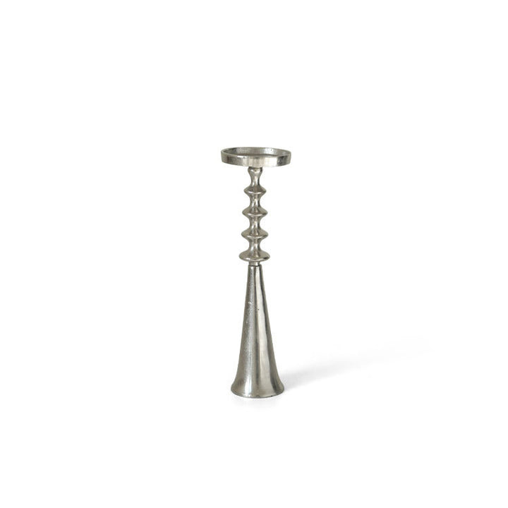 Eleganter Metallkerzenhalter