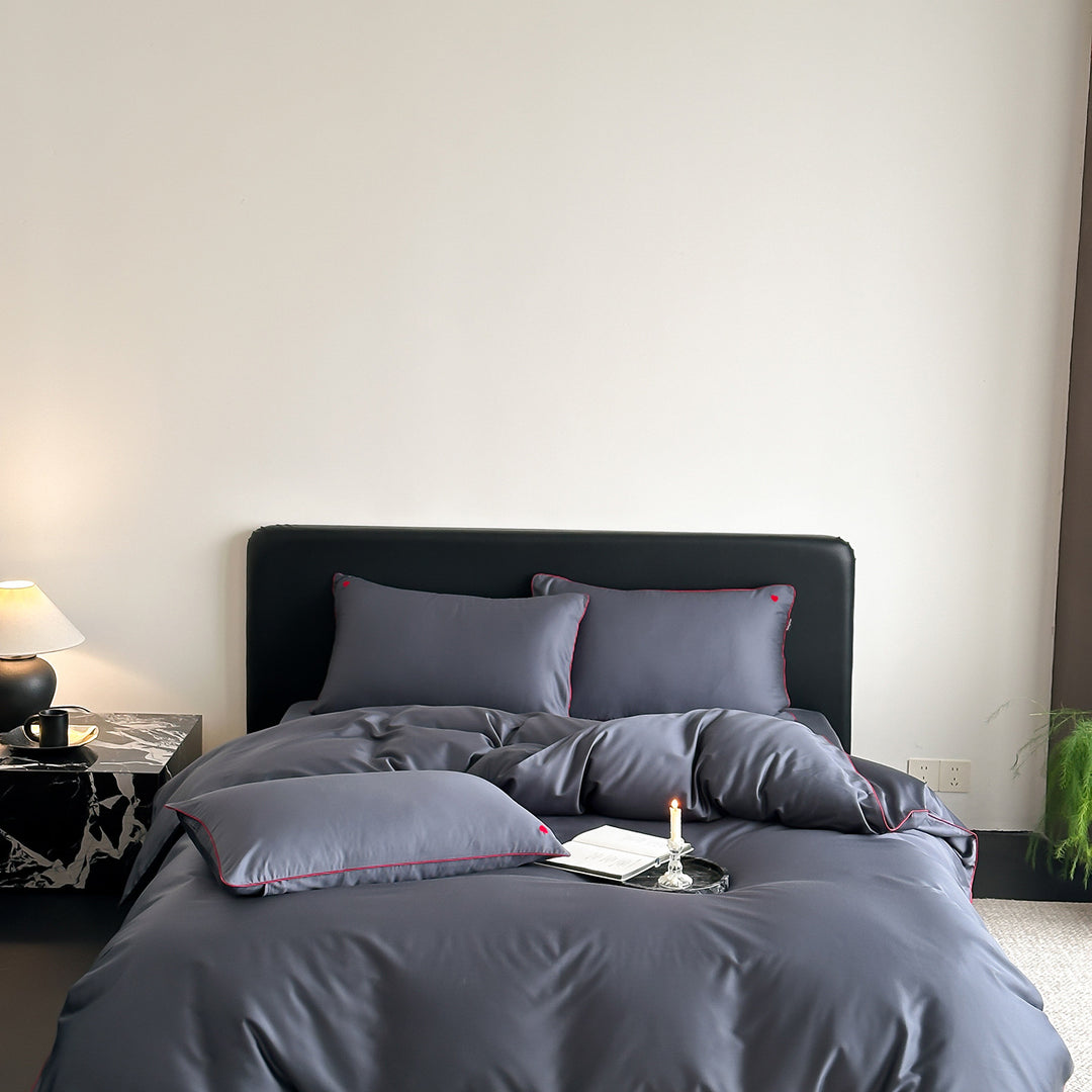 Luxus Satin Bettbezug Set mit kontrastierenden gepipten Kissenbezügen