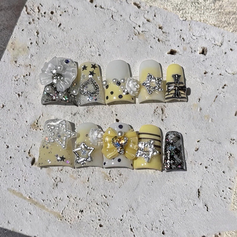 Dekoratives Stern-verzierte Press-On Nagelset
