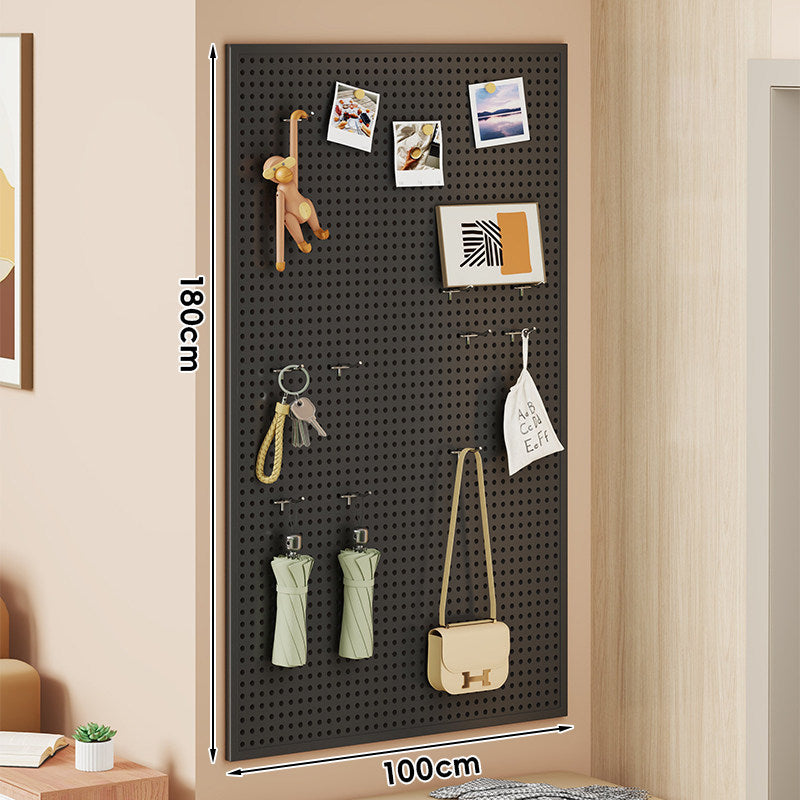 Wandmontiertes Lochplatten-Organisationspaneel mit modularen Haken
