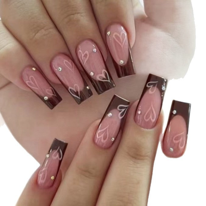 Dekoratives Press-On Nagelset mit Herzdesign Karnz