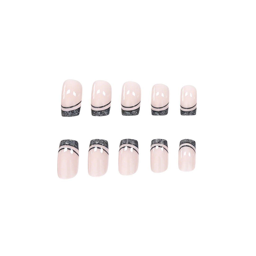Elegante Glitzernde French Tip Nagelkunst Karnz