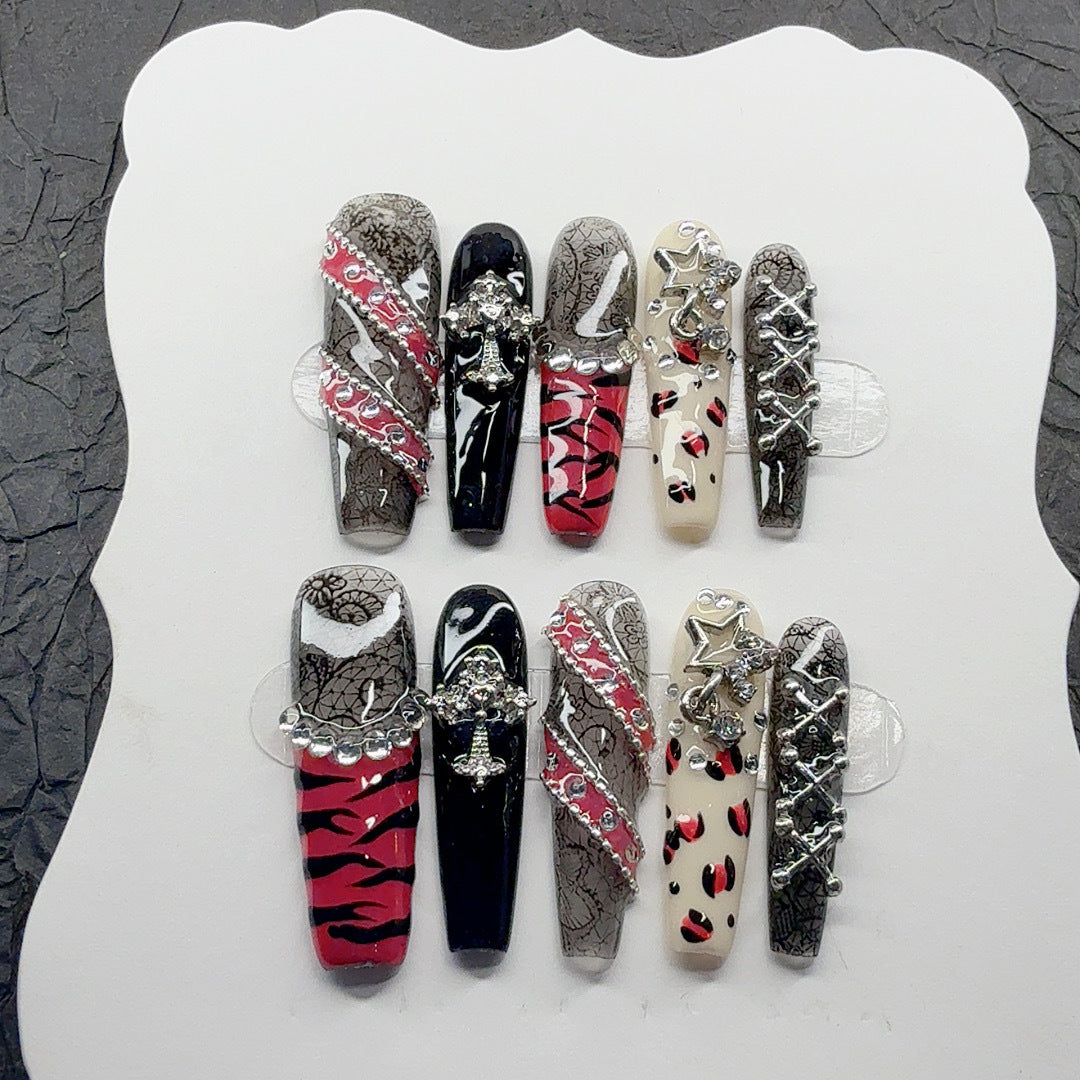 Dekorative Nagelkunst