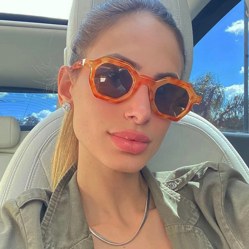 Damen oktagonale Sonnenbrille mit modischem Muster und UV-Schutz Karnz