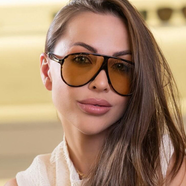 Damen modische Brille mit großem angesagtem Gestell Karnz