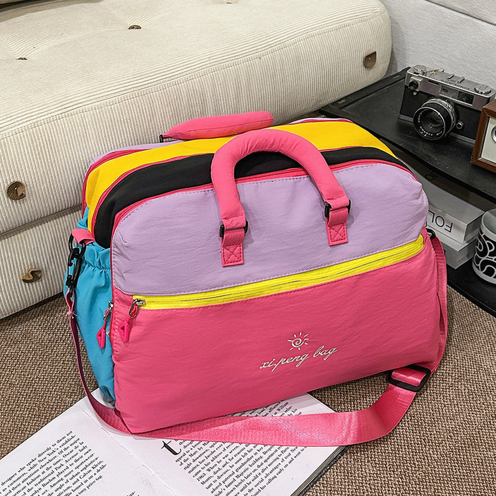 Vielseitige Reisetasche mit mehreren Taschen