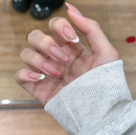 Elegante Ombre Französische Tip Nagelverlängerungen Karnz