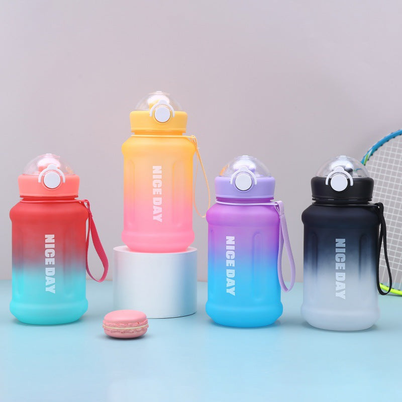 Damen Multifunktionale Sport-Trinkflasche mit ergonomischem Griff und praktischem Auslaufschutz Karnz
