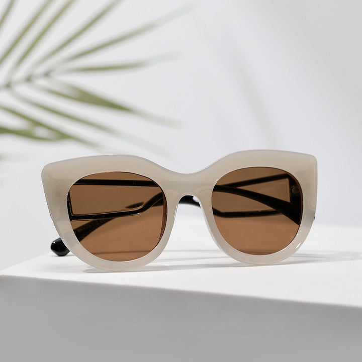 Damen modische Cat-Eye Sonnenbrille mit breiten UV-Schutz Gläsern Karnz