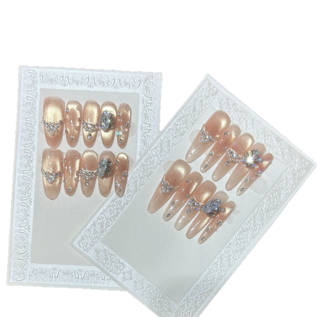 Elegantes Stiletto-Nagelkunst-Set mit Strass- und Glitzerdetails Karnz
