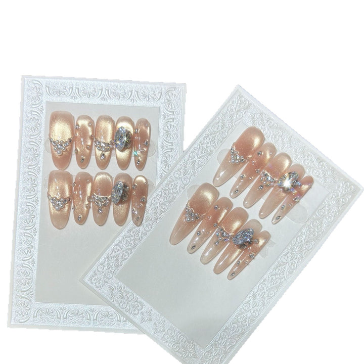 Elegantes Stiletto-Nagelkunst-Set mit Strass- und Glitzerdetails Karnz