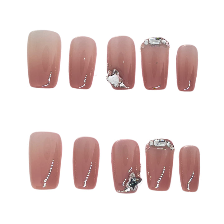 Elegantes Ombre Press-On Nagelset mit Strassakzenten