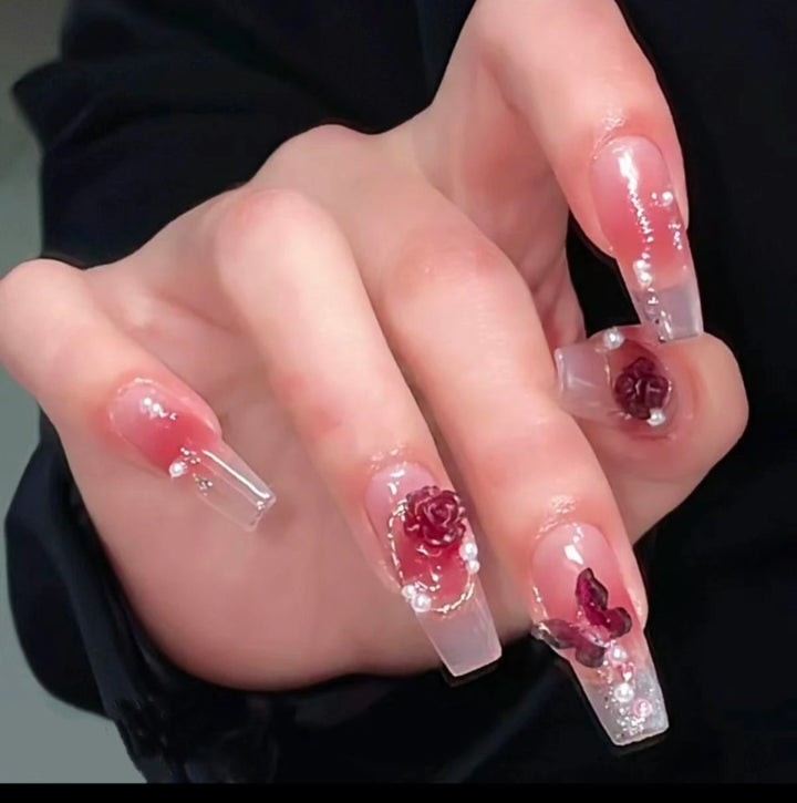 Künstlerisches Floral Verziertes Press-On Nail Set Karnz