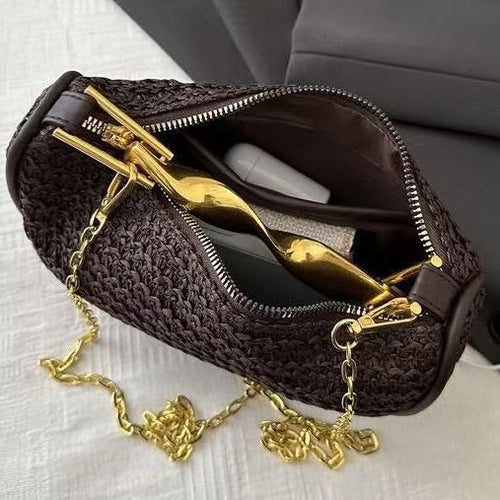 Damen Handtasche aus geflochtenem Material mit goldfarbenem Tragegriff Karnz