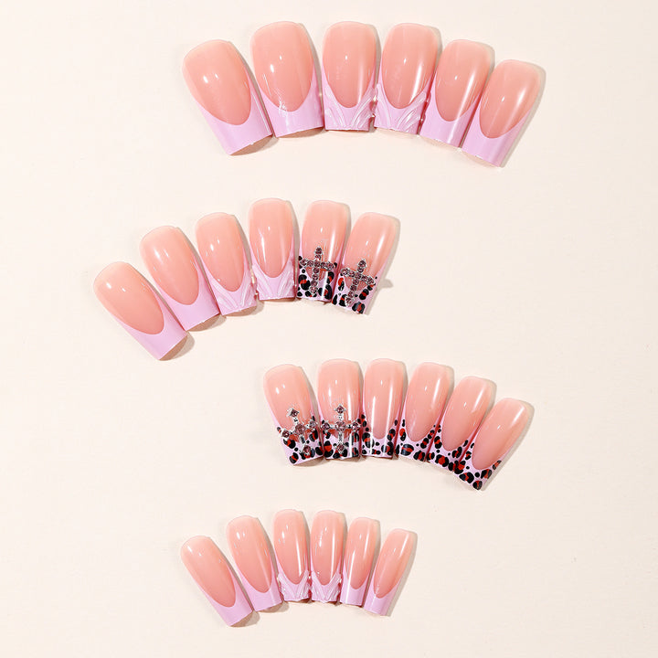 Dekorative Gel-Nagelverlängerungen Karnz