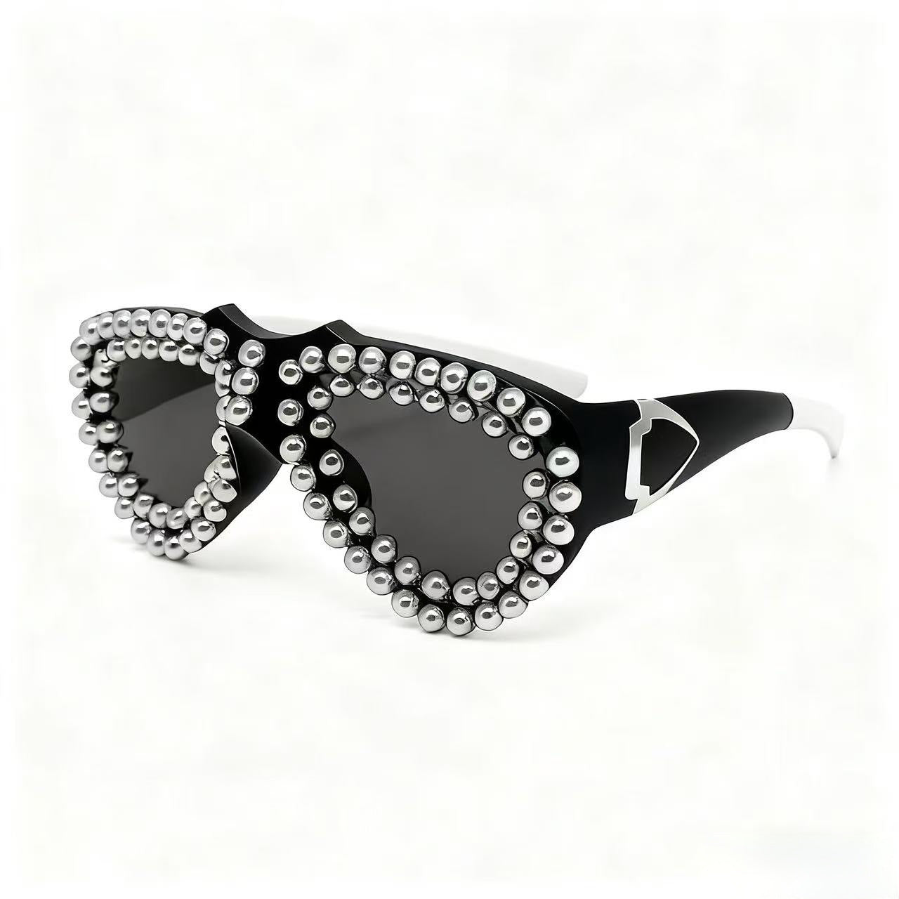 Damen modische Herz-Sonnenbrille mit strassverziertem Rahmen Karnz